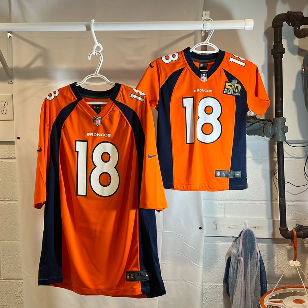 Authentic Nike Super Bowl 50 Payton Manning Official Field shirt. Size XL & S